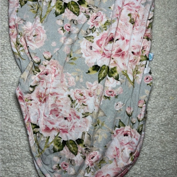 Posh Peanut Pink and Gray Floral knotted Gown with Headband Bow - Picture 9 of 13